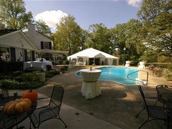 Ruby Lodge At Spring Lake Woods Madisonville Exterior foto
